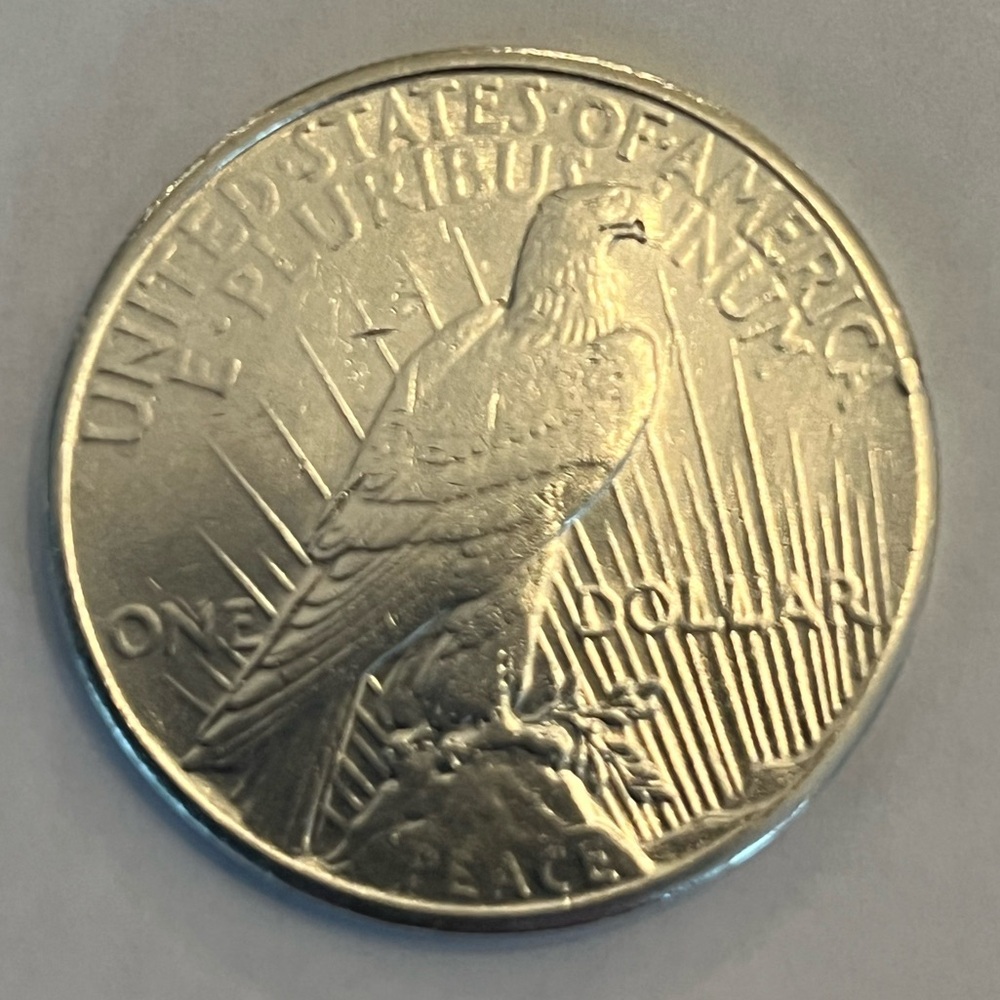 1926-S BU/AU Silver Peace Dollar - Picture 4 of 6